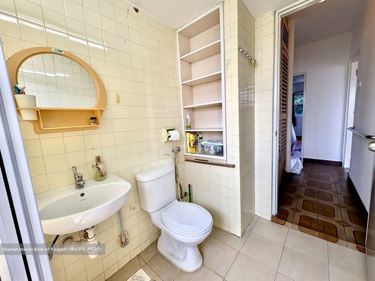 Lakeview Estate (D20), Apartment #566175791